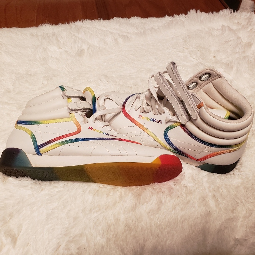 ***VINTAGE*** 5411 REEBOK Classics